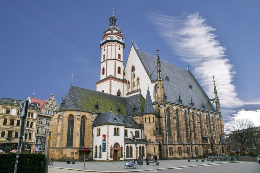Leipzig: Private Walking Tour with a Professional Guide - Augustus Square and the Bach Museum, culture in walking distance