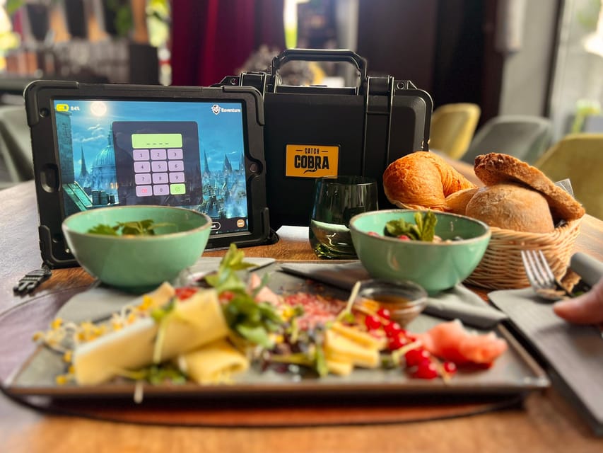 Leipzig's Mystery Morning: Breakfast & Escape Game - Your morning plan at HUWA - 100 Wasser Leipzig
