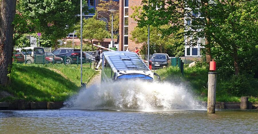 Lübeck: 1-Hour Splash Bus City Tour - Key Things to Know Before You Go