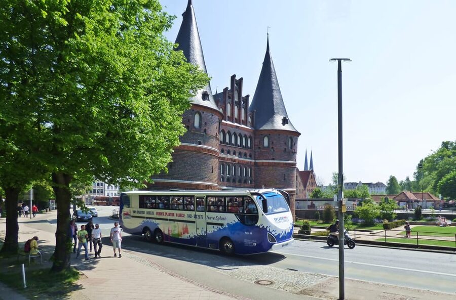 Lübeck: 1-Hour Splash Bus City Tour - The Splash Moment: The Fun Part You Remember