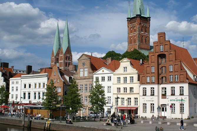 Lübeck Day Trip From Hamburg By Train With Private Guide And Lunch - Price and value: what you get for $406.02 per person