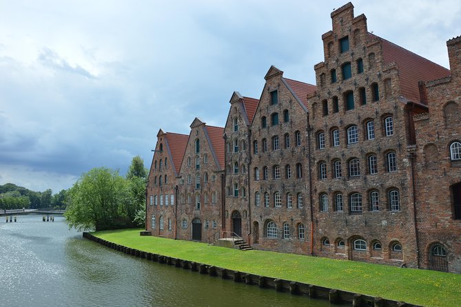 Lübeck Day Trip From Hamburg By Train With Private Guide And Lunch - Who should book this Lübeck day trip from Hamburg