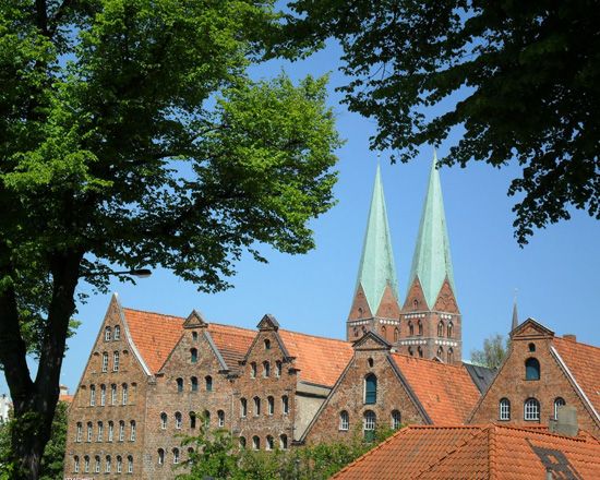 Lübeck: Hanseatic League History Walking Tour - Rathausmarkt and the city’s civic power