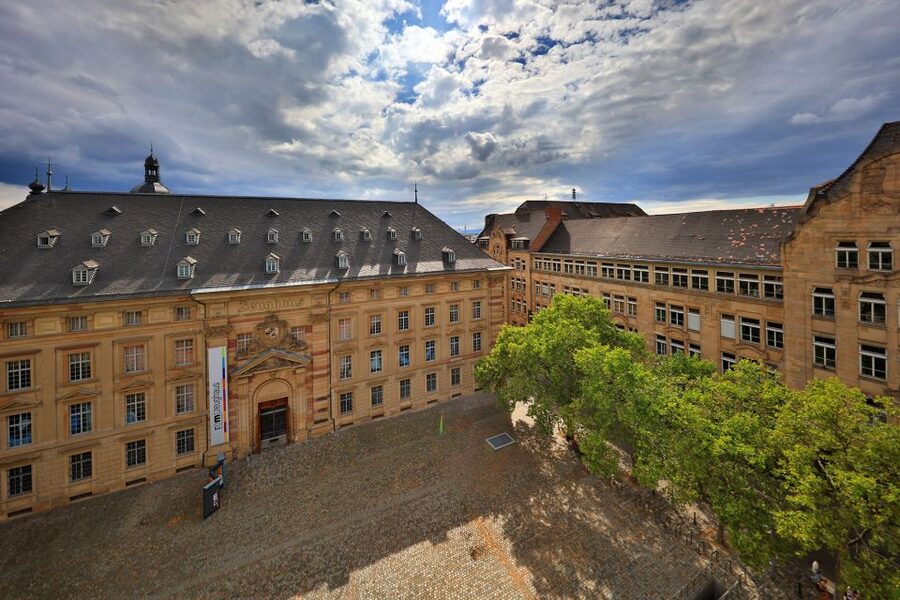 Mannheim, guided costume tour: Tour with Night Watchman - Where You Meet the Night Watchman (and how to find the courtyard fast)