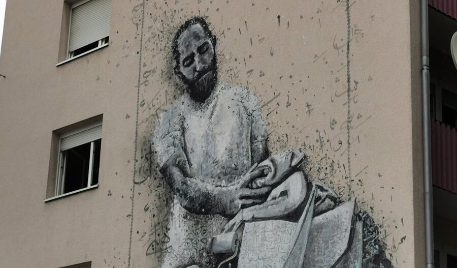 Mannheim: Guided Street Art Walking Tour - Quadrate Route: HERAKUT, LOW BROS, and Sourati Walls