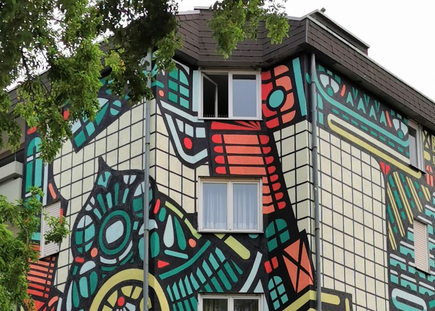 Mannheim: Guided Street Art Walking Tour - Neckarstadt Route: PEETA, Ruben Sanchez, SatOne, and 1010 Stops