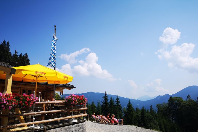 Mike's Neuschwanstein & Linderhof Private Tour from Munich - Neuschwanstein Castle on a Hill: Walk It or Use the Shuttle