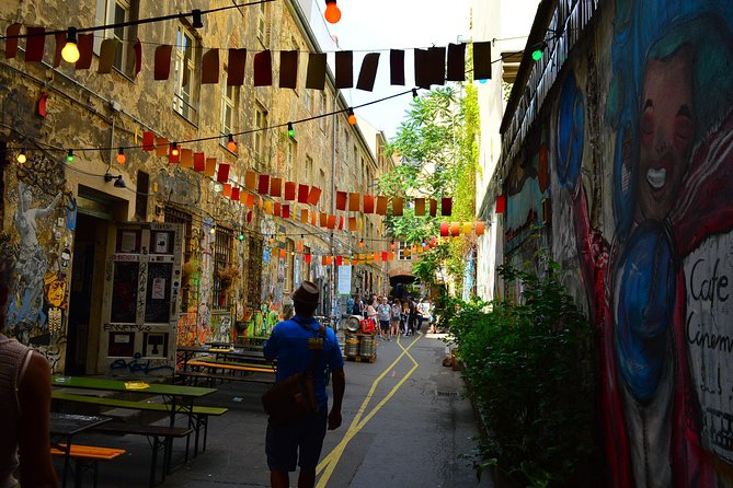 Modern Berlin Private Walking Tour: Diverse, Vibrant and Exciting German Capital - Prenzlauer Berg: From Artist Hub to Family-Friendly Instagram Streets