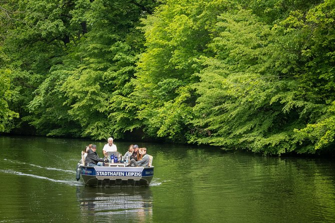 Motorboat tour ''Little Venice Tour'' Gustav - Starting at Leipzig’s city harbor, where the tour vibe begins