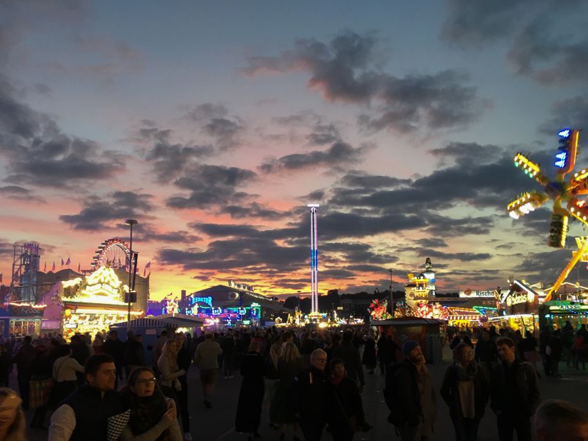 München: Oktoberfest Experience and Lunch in Tent - Beer Included, But Drinks and Food Beyond That Are on You
