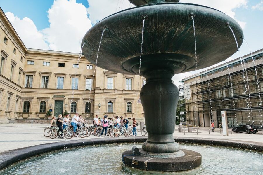 Munich 3-Hour Guided Bike Tour - Schwabing and the Isar River stretch: trendy streets with real air