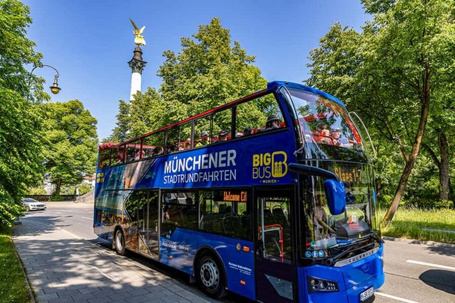 Munich: Big Bus Hop-On Hop-Off Sightseeing Bus Tour - City-center loop: Stachus to Marienplatz and the Kunstareal area