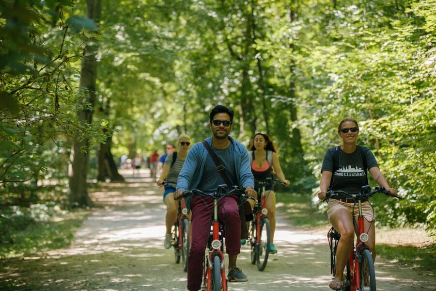 Munich: Bike Tour with Beer Garden Break - Bikes, weather, and pace: what to expect when reality hits