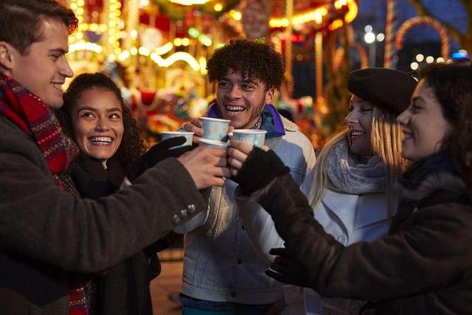 Munich Christmas Market Food Tour with Tastings - Glühweinoase: The Tiny Warm-Up Stop Many People Miss