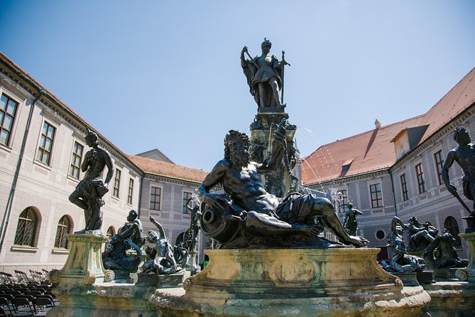 Munich City Bike Tour + Beer Garden Lunch Stop - Key things to know before you ride