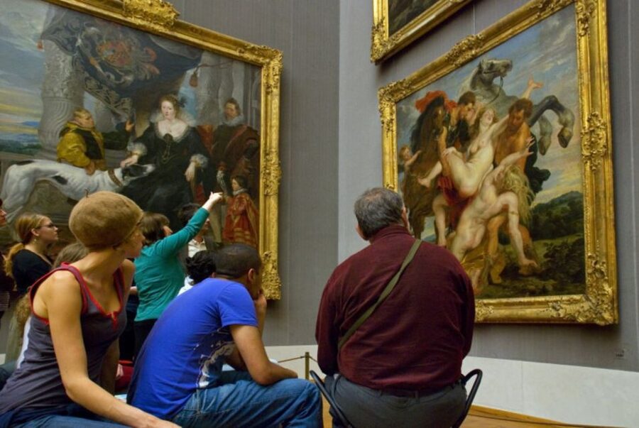 Munich: City Pass 45+ Top Attractions and Public Transport - Digital entry, QR codes, and why your phone matters