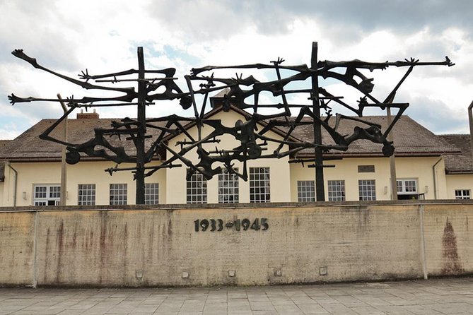 Munich City Tour and Dachau Concentration Camp Memorial Site Day Trip from Frankfurt - The Munich afternoon: getting your bearings fast and well