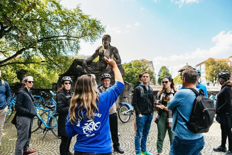 Munich: Classic Guided City Tour by Bike (English Tour Only) - Key highlights worth planning around
