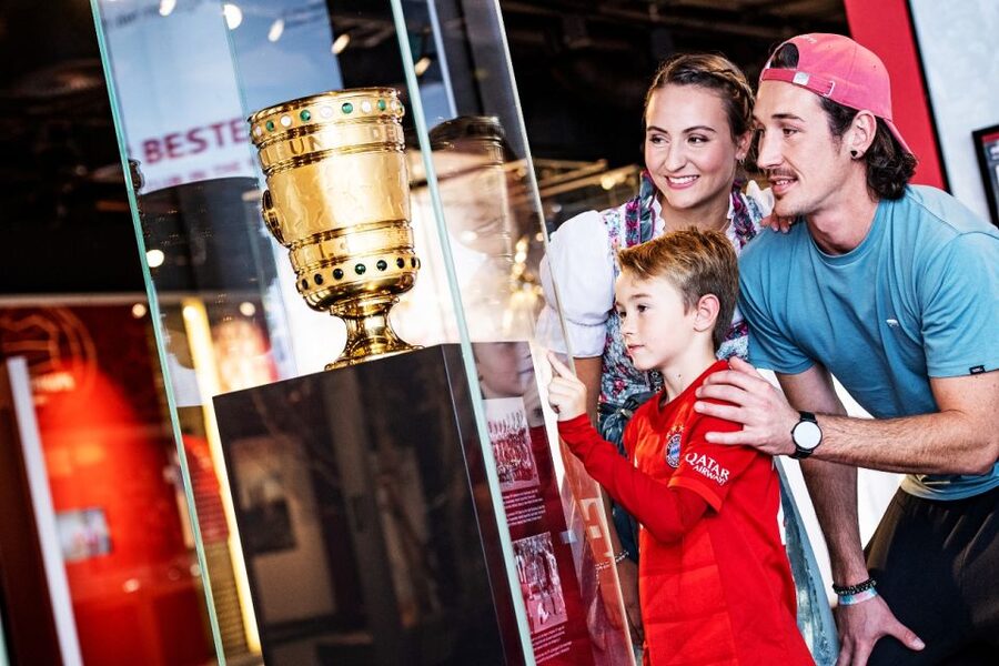 Munich: FC Bayern Museum Entry Ticket - Getting comfortable: lockers, pets rules, and mobility routes