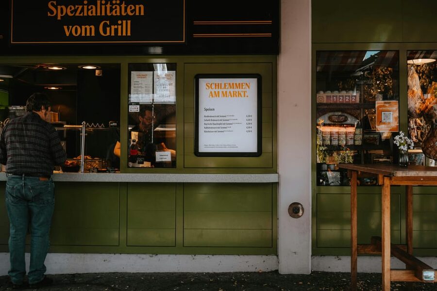 Munich Food Tour: The Ultimate Bavarian Full Meal & Drinks - Platzl and the old-city walk that turns into food context