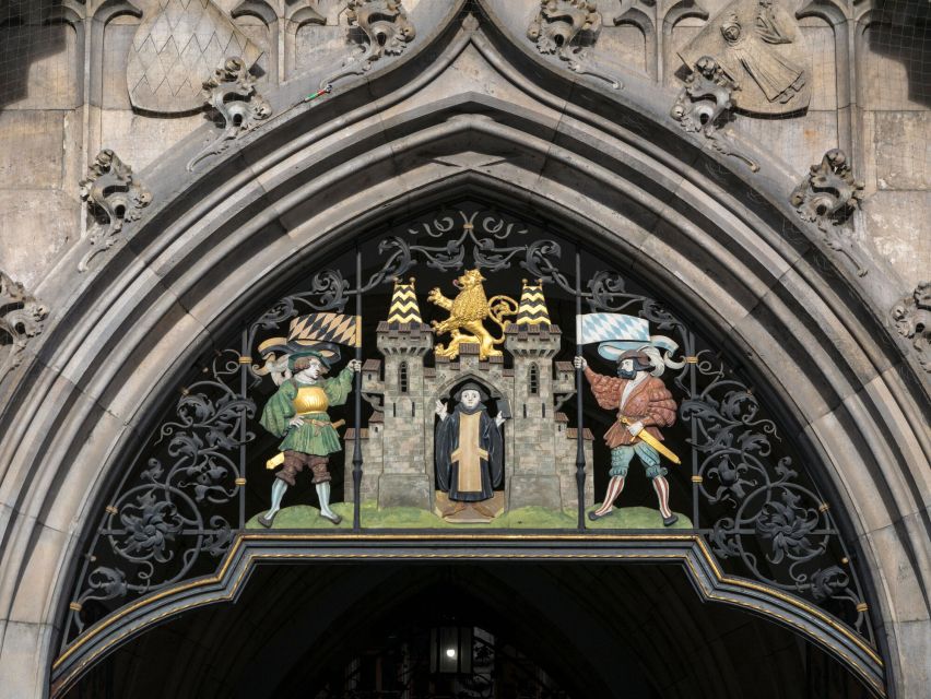 Munich: Guided Tour of the historic Town Hall on Marienplatz - Munich’s Neue Rathaus: Why this neo-Gothic stop is worth your time