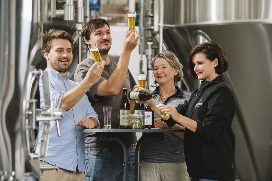 Munich: Hands-On Brewery Tour & Tasting of 4 Organic Beers - Key highlights you will notice right away