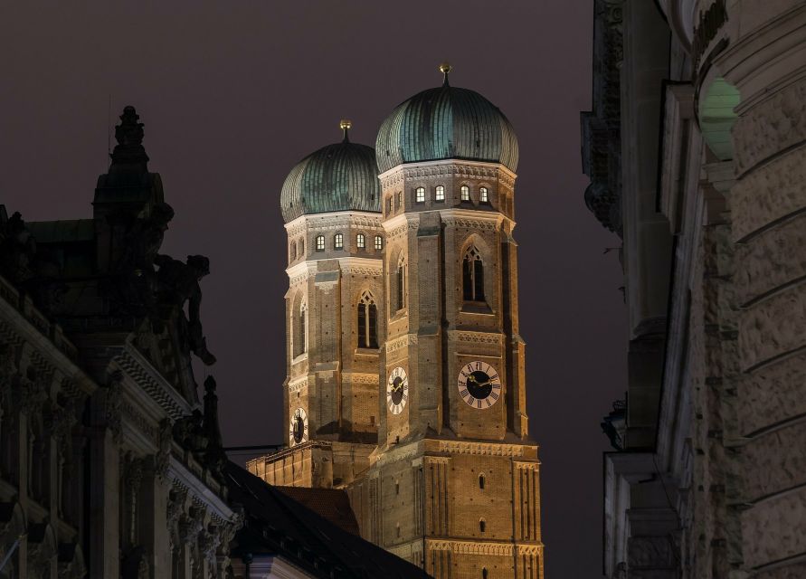 Munich: Night Watchman Torch Tour in German - The guides: what German storytelling quality looks like in practice