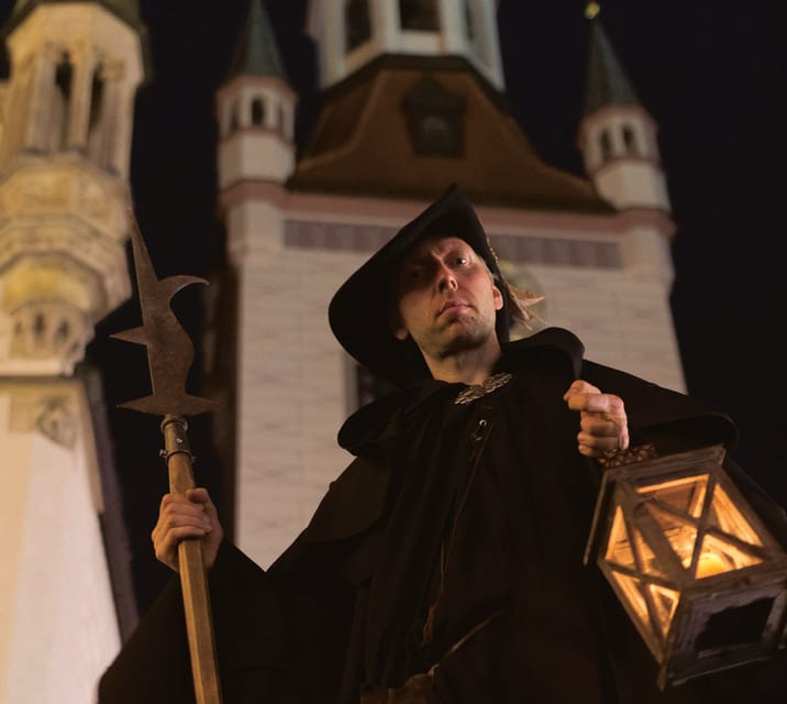 Munich: Night Watchman Tour for Kids (6 - 12 years) - 75 min - What you learn about medieval Munich at night