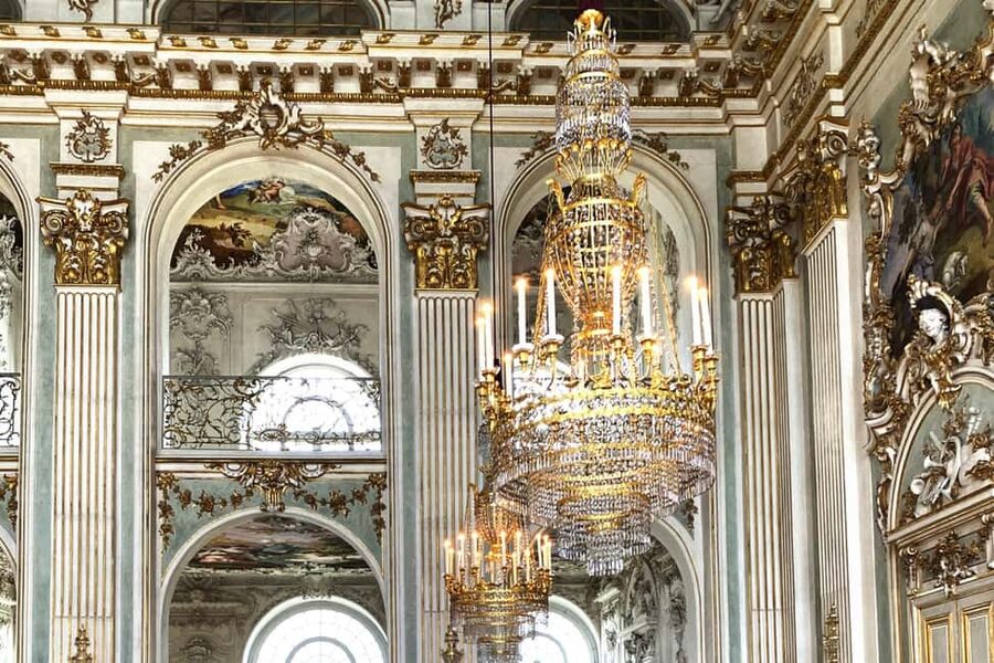 Munich Nymphenburg Palace Tickets and Tour, Carriage Museum - Park Time in Summer, Reality Check in Winter