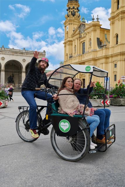 Munich: Old Town and English Garden Rickshaw Tour - English Garden time: why this park deserves more than a stop