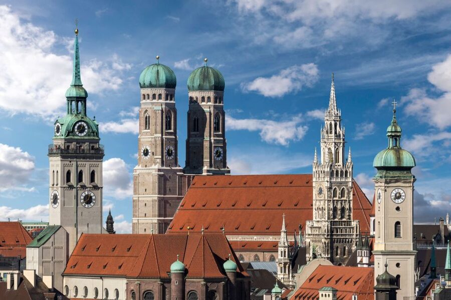 Munich: Old Town Guided Walking Tour - Key things that make this walk worth your time