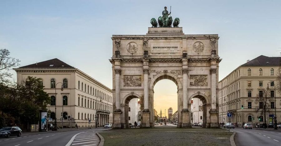 Munich : Private Walking Tour with A Guide (Private tour) - Key things to know before you go