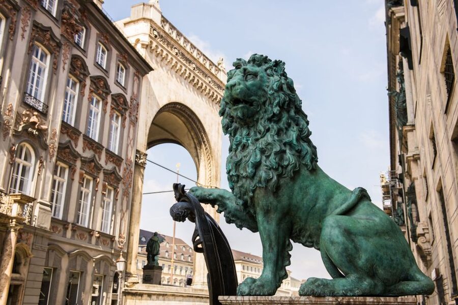 Munich : Private Walking Tour with A Guide (Private tour) - A walk with history that stays human, including WWII context