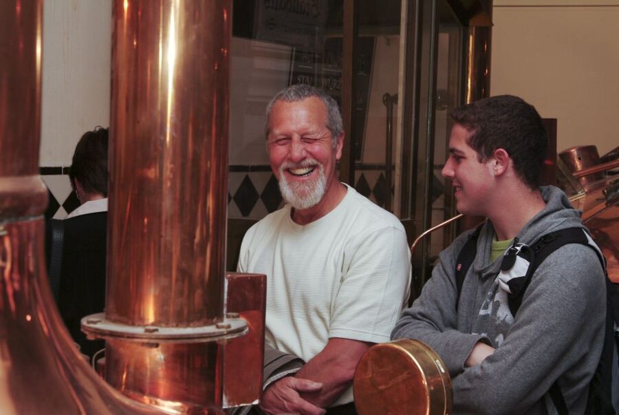 Munich's Beer Halls and Breweries: 3-Hour Guided Tour - Weissbier and Munich’s brewing story, explained in plain language