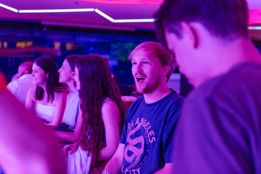 Munich's Original Pub Crawl - Dress Code and ID Rules: The Small Stuff That Can End Your Night Early