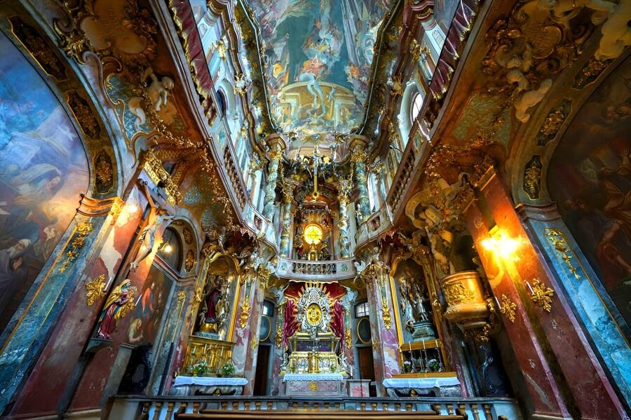 Munich: Spanish Guitar & Bach Toccata at Asamkirche - Practical tips so you enjoy the hour fully