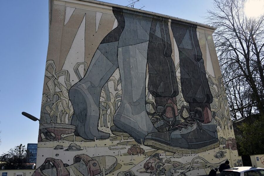 Munich: Street Art Bike Tour - Art details you might spot: from murals to unusual materials
