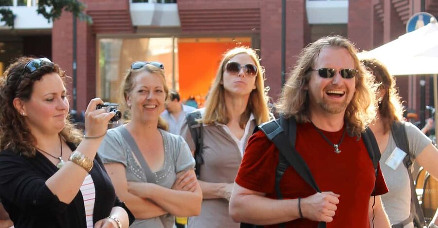 Münster: Old Town Highlights Guided Tour - Seeing merchant-clergy tensions in Prinzipalmarkt and the old town streets