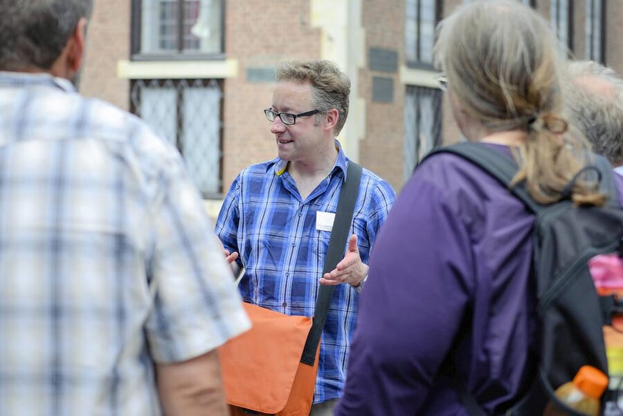 Münster: Old Town Highlights Guided Tour - Überwasserkirche and St. Lambertus: Anabaptist-era symbols you can still read