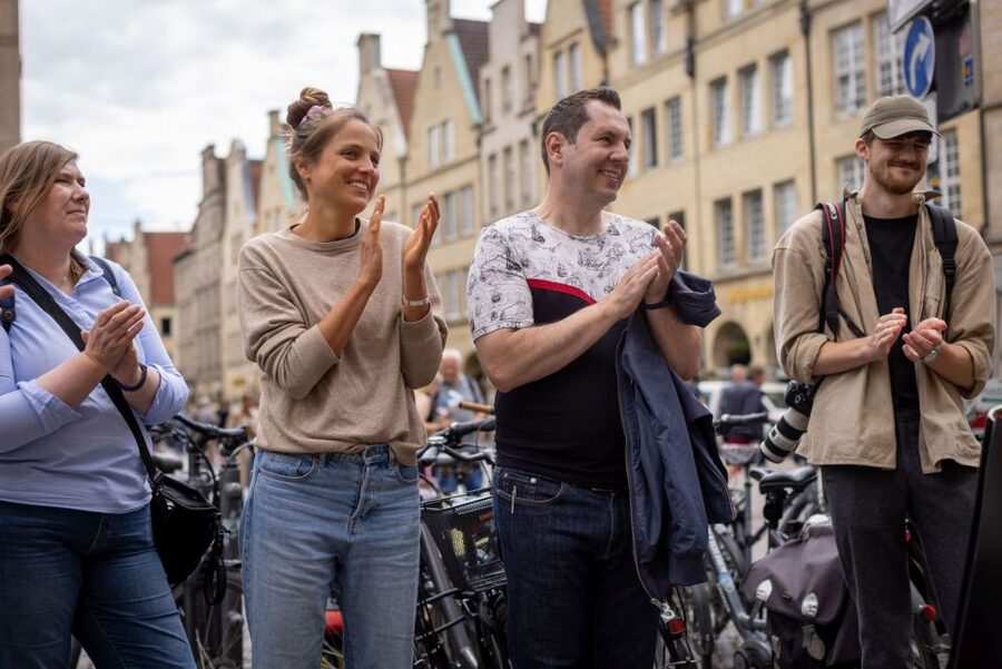 Münster: Old Town Historical Walking Tour by "Geo Epoche" - What’s included, and why the brochure is more than a souvenir