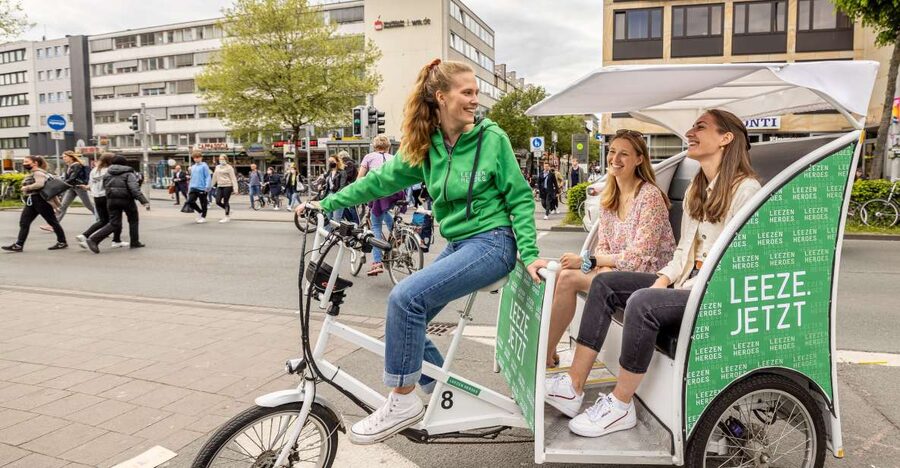 Münster: Private Guided Rickshaw City Tour - A private rickshaw circuit that keeps Münster simple