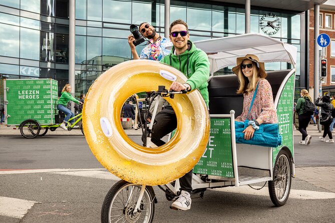 Münster Unpacked Tour : Rickshaw City Tour with Guide - Start at Historisches Rathaus Münster and the Friedenssaal