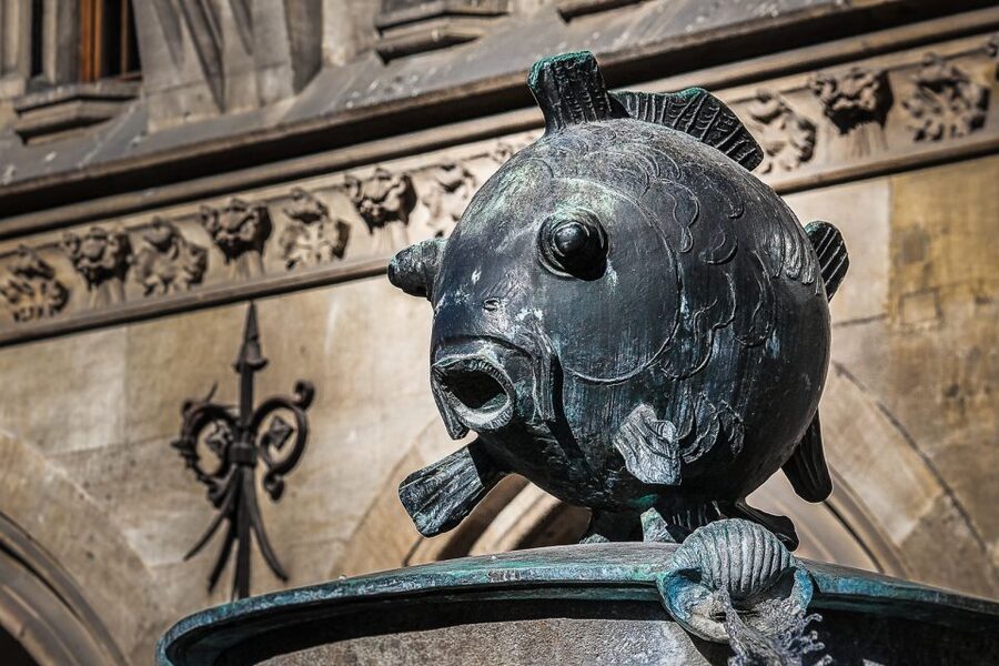Mystic Munich - Sagas and Legends of the Old Town - Where You Start at Marienplatz 15 (And How Not to Get Lost)