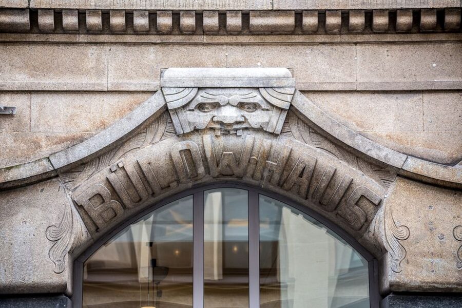 Mystical Hamburg - Walking Tour in German - Decrypting symbols you can actually see