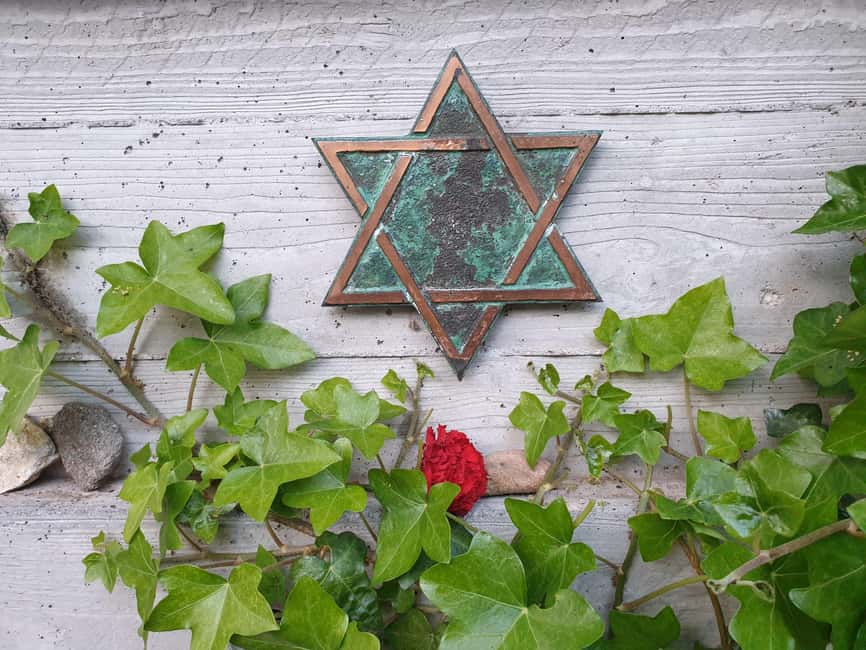 Nazi Berlin and the Jewish Community Tour - German surrender context: seeing why May 1945 was not the end of suffering