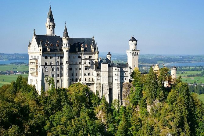 Neuschwanstein Castle by Bus Incl. Bike Ride or Hohenschwangau - Schwansee Lake Stop: Swim Optional, Photos Worth the Stop