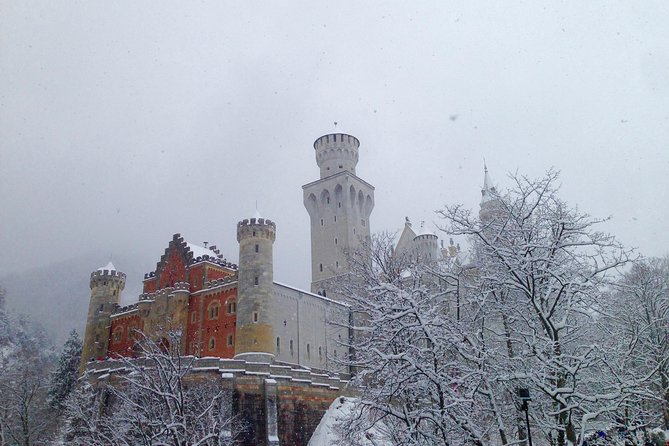 Neuschwanstein Castle Private Tour from Garmisch-Partenkirchen - The big ticket: entering Neuschwanstein with a guide