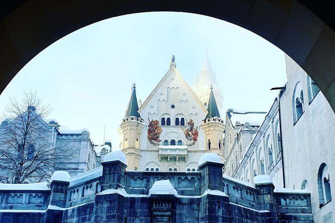 Neuschwanstein Castle Skip-the-Line Private Tour for Groups - Hohenschwangau to Neuschwanstein: shuttle, Marienbrücke, and the inside castle tour