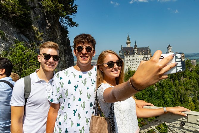 Neuschwanstein & Linderhof Castle-Fairytale Day Tour from Munich - Meeting point in Munich, and how the morning sets the tone