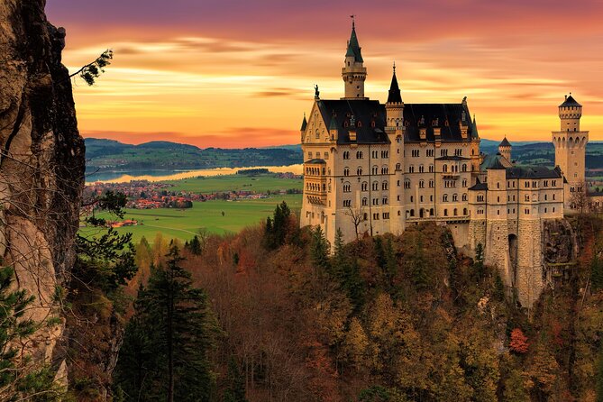 Neuschwanstein & Linderhof Castle Luxury Private Tour from Munich - Key things that make this tour work